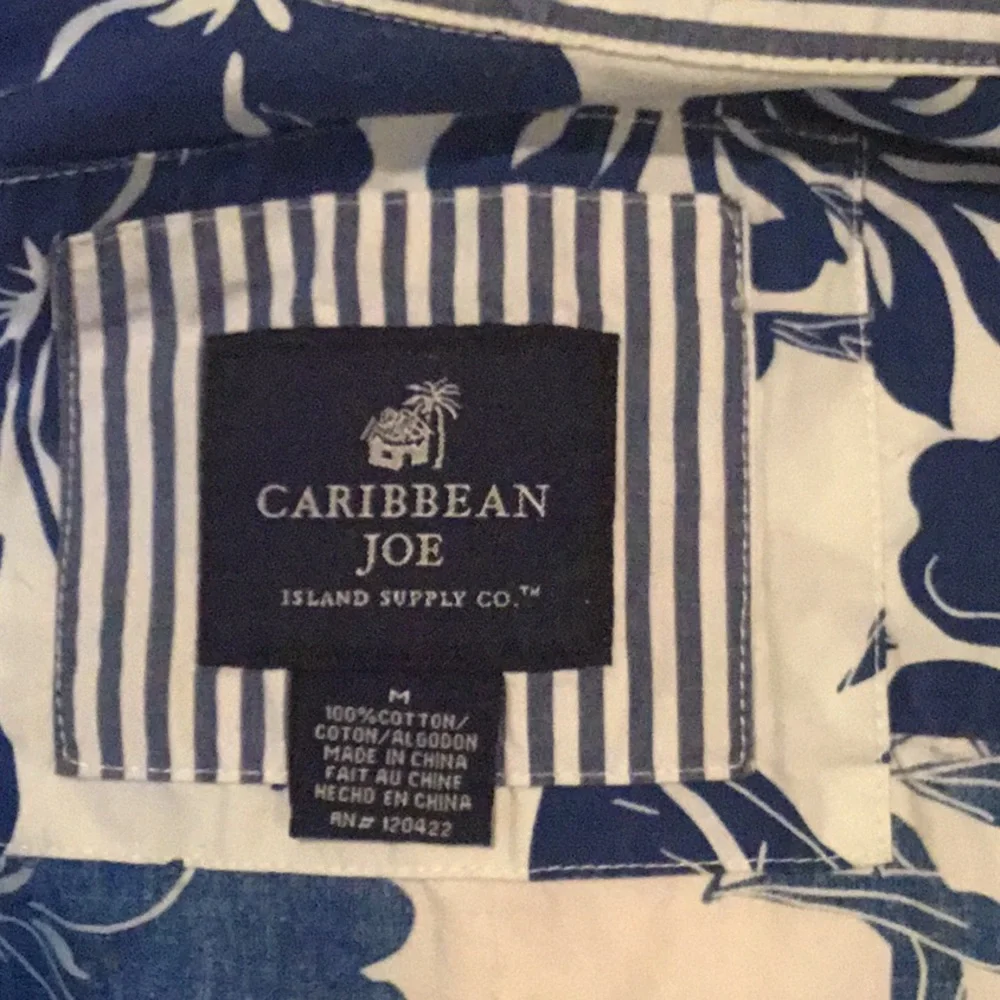 Mens long sleeve shirt. Size M - Picture 4 of 4
